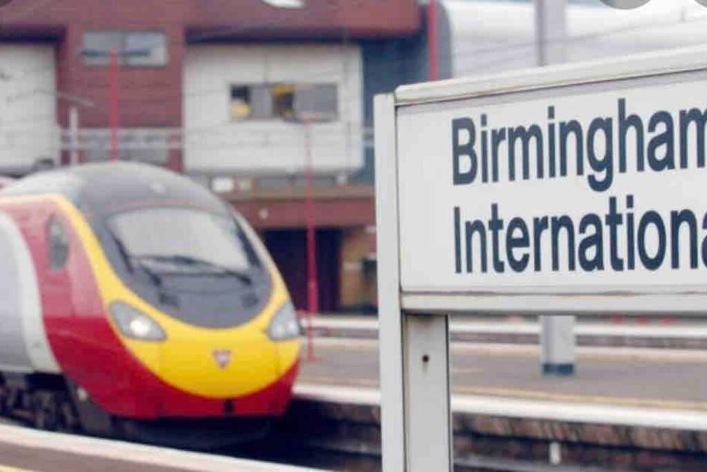 Entire Apartment / Nec / Resorts World / Birmingham Airport Sheldon  Eksteriør bilde